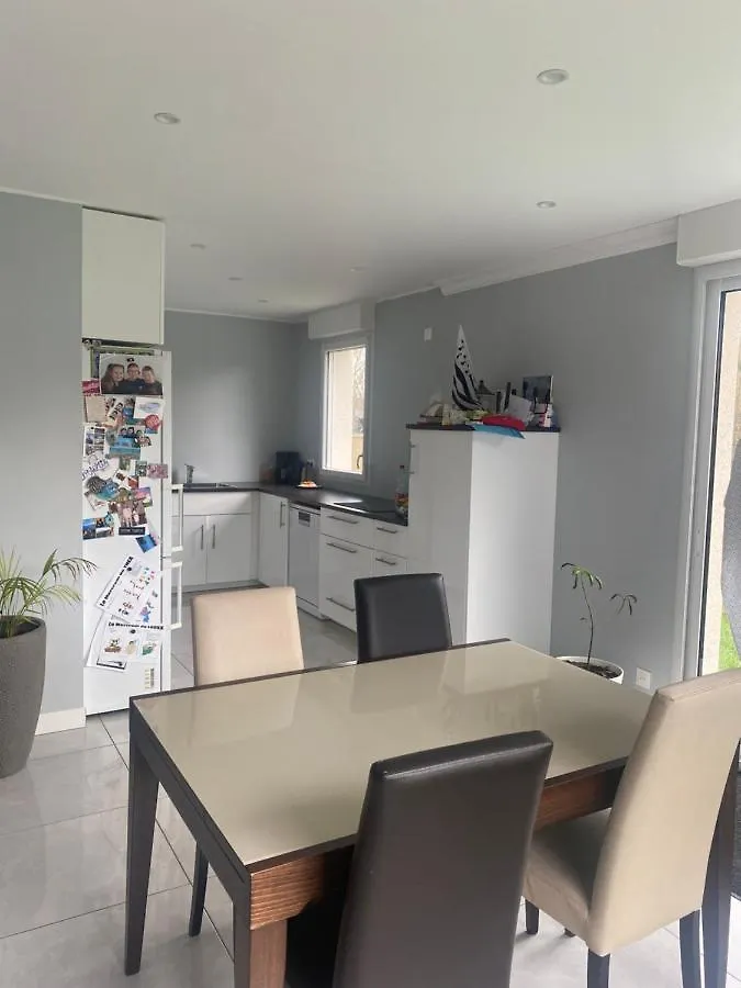 Проживание в семье Chambre Chez Marjorie Брест